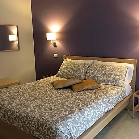 לינה וארוחת בוקר Borgo 22 קטאניה