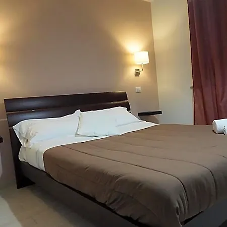 לינה וארוחת בוקר Borgo 22 קטאניה